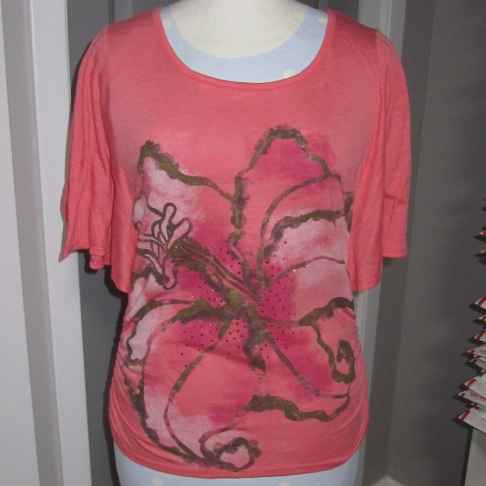 👀 👀 👀 Women's Festive Floral Top by Style & Co. Size PS NWT-$29.00.